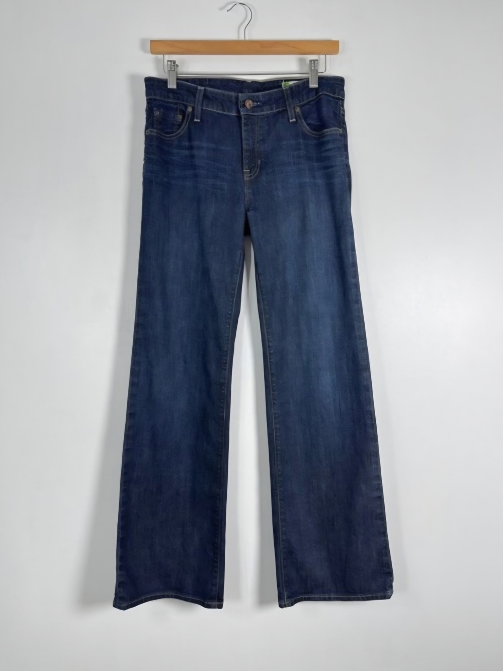 Gap Women’s Jeans in Dark Blue- Size 4
